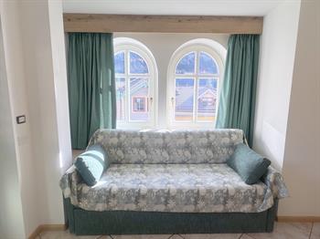 2F204162-35AD-45CB-8E11-22399DDDC204