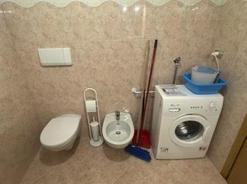 5F814F3A-0064-47C7-9F88-D51AA7570F97